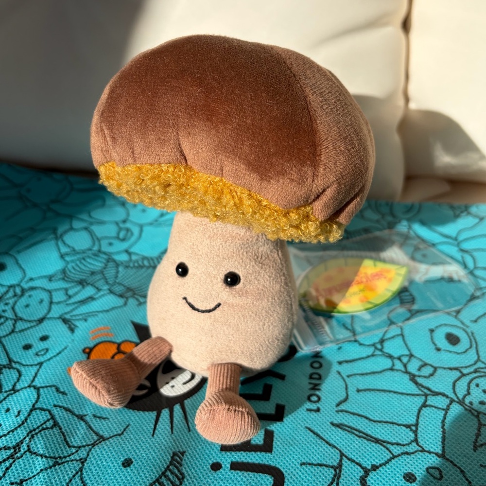 SOLD! NWT Amuseables Toadstool Mushroom Jellycat ~ Rare and Retired